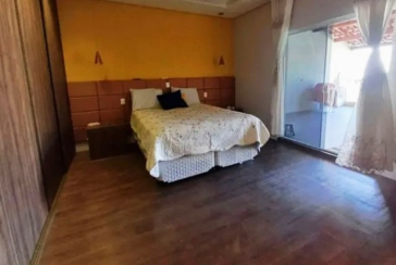 Sobrado à venda no Bairro do Jardim Pirituba na Rua Tufik Mereb