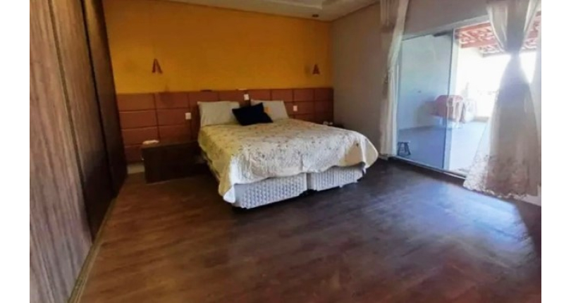 Sobrado à venda no Bairro do Jardim Pirituba na Rua Tufik Mereb