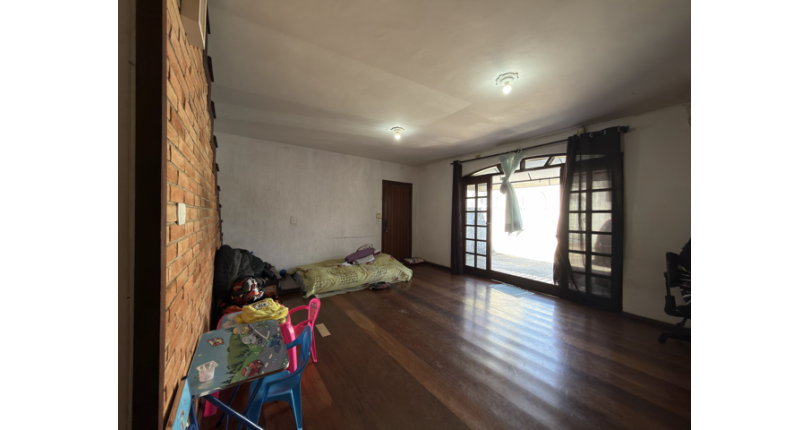 Terreno à venda no Bairro do Jaraguá na Rua Ana Luisa Moreira