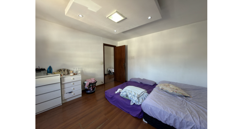 Terreno à venda no Bairro do Jaraguá na Rua Ana Luisa Moreira