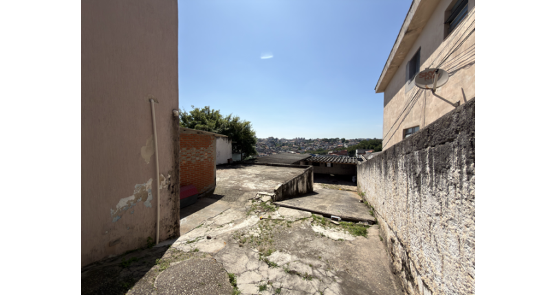 Terreno à venda no Bairro do Jaraguá na Rua Ana Luisa Moreira