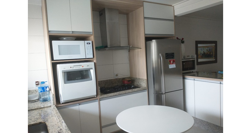 Sobrado à venda no Bairro da Chácara Inglesa na Rua Marcos Frankenthal