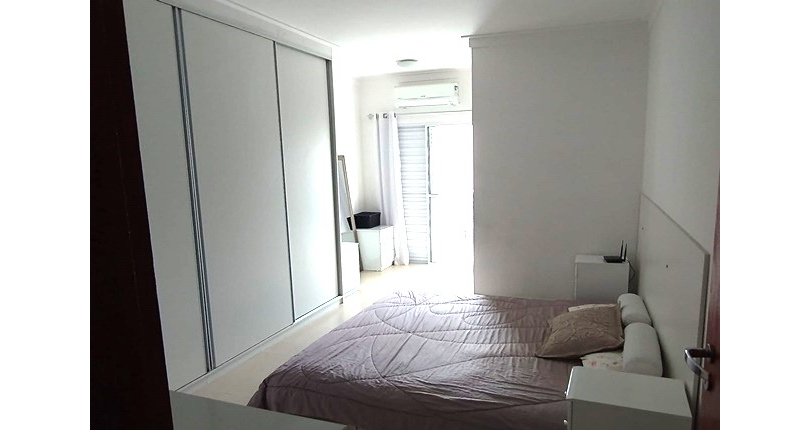 Sobrado à venda no Bairro da Chácara Inglesa na Rua Marcos Frankenthal