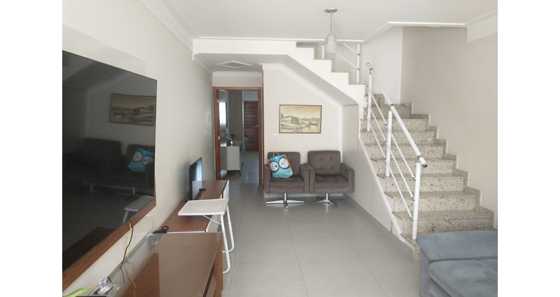 Sobrado à venda no Bairro da Chácara Inglesa na Rua Marcos Frankenthal