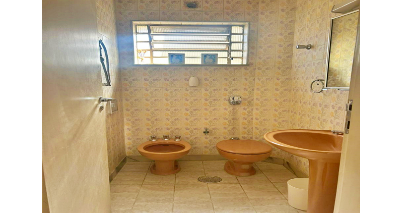 Sobrado à venda no Bairro do Jardim Paulistano na Rua Laerte Assunção,