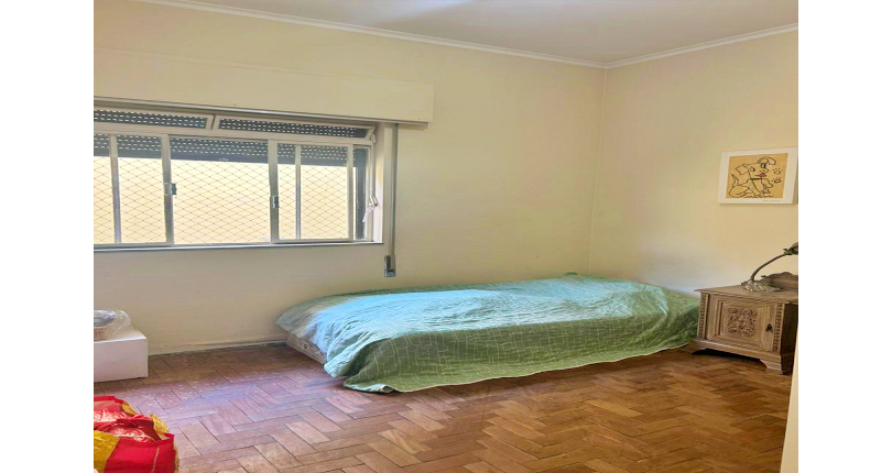 Sobrado à venda no Bairro do Jardim Paulistano na Rua Laerte Assunção,