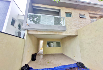 Sobrado à venda no Bairro do Parque São Domingos na Rua Armando Martino