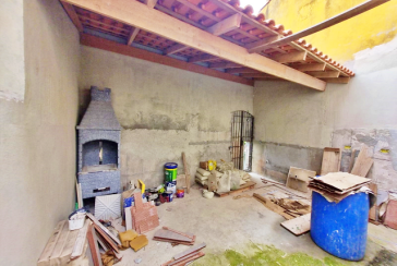 Sobrado à venda no Bairro do Parque São Domingos na Rua Armando Martino