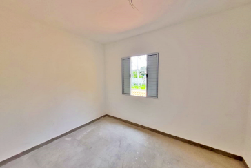 Sobrado à venda no Bairro do Parque São Domingos na Rua Armando Martino