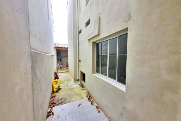 Sobrado à venda no Bairro do Parque São Domingos na Rua Armando Martino