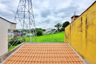 Sobrado à venda no Bairro do Parque São Domingos na Rua Armando Martino