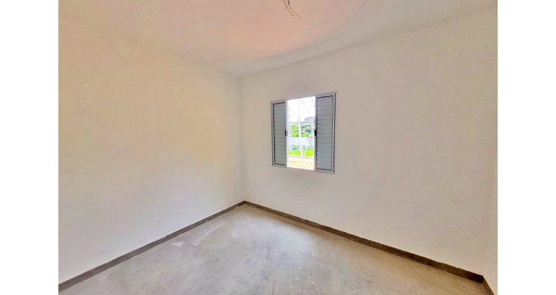 Sobrado à venda no Bairro do Parque São Domingos na Rua Armando Martino