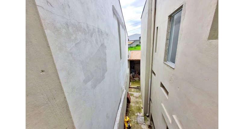 Sobrado à venda no Bairro do Parque São Domingos na Rua Armando Martino