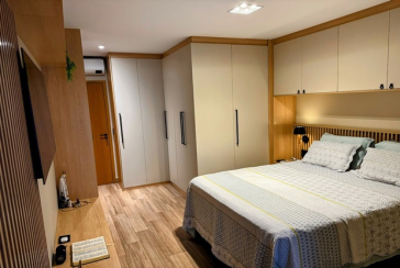 BELO Sobrado Alto Padrão à venda no Bairro do Parque São Domingos na Rua Professora Altina Maynardi de Araújo