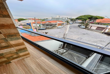 BELO Sobrado Alto Padrão à venda no Bairro do Parque São Domingos na Rua Professora Altina Maynardi de Araújo