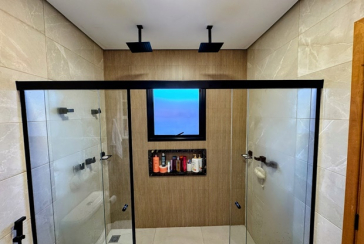 BELO Sobrado Alto Padrão à venda no Bairro do Parque São Domingos na Rua Professora Altina Maynardi de Araújo