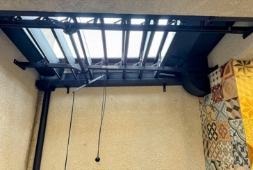 BELO Sobrado Alto Padrão à venda no Bairro do Parque São Domingos na Rua Professora Altina Maynardi de Araújo