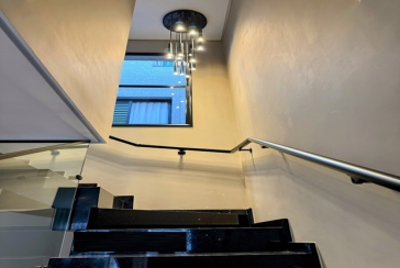 BELO Sobrado Alto Padrão à venda no Bairro do Parque São Domingos na Rua Professora Altina Maynardi de Araújo