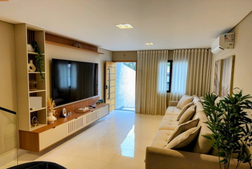 BELO Sobrado Alto Padrão à venda no Bairro do Parque São Domingos na Rua Professora Altina Maynardi de Araújo