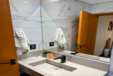 BELO Sobrado Alto Padrão à venda no Bairro do Parque São Domingos na Rua Professora Altina Maynardi de Araújo