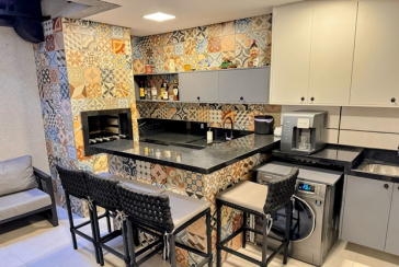 BELO Sobrado Alto Padrão à venda no Bairro do Parque São Domingos na Rua Professora Altina Maynardi de Araújo