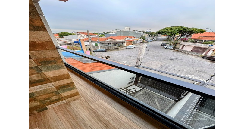 BELO Sobrado Alto Padrão à venda no Bairro do Parque São Domingos na Rua Professora Altina Maynardi de Araújo