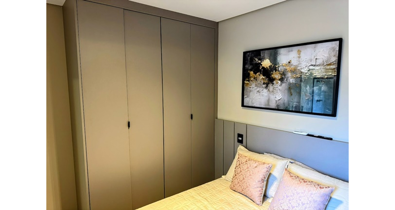 BELO Sobrado Alto Padrão à venda no Bairro do Parque São Domingos na Rua Professora Altina Maynardi de Araújo