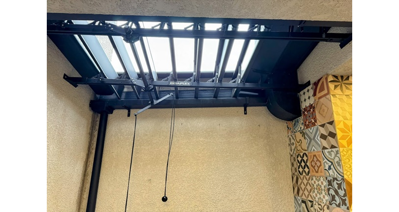 BELO Sobrado Alto Padrão à venda no Bairro do Parque São Domingos na Rua Professora Altina Maynardi de Araújo