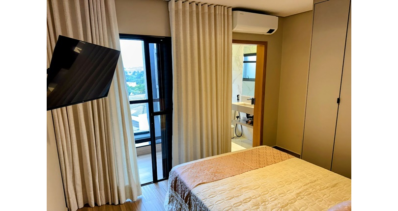 BELO Sobrado Alto Padrão à venda no Bairro do Parque São Domingos na Rua Professora Altina Maynardi de Araújo