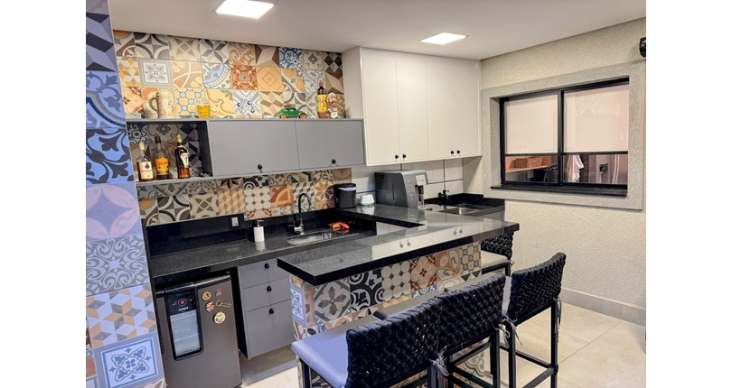 BELO Sobrado Alto Padrão à venda no Bairro do Parque São Domingos na Rua Professora Altina Maynardi de Araújo