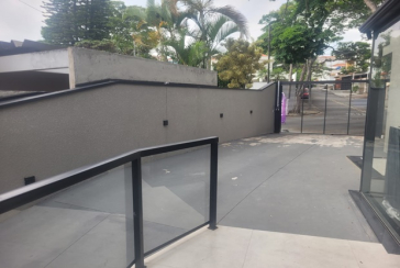 Sobrado novo à venda no Bairro do Parque São Domingos na Rua Doutor Odon Carlos de Figueiredo Ferraz 248, 