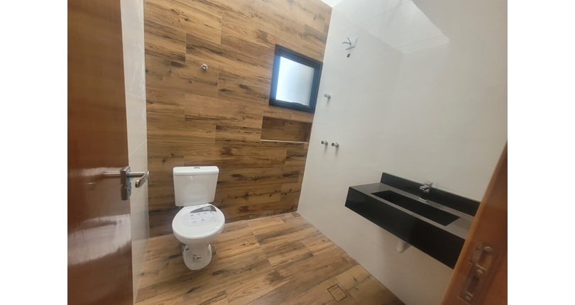 Sobrado novo à venda no Bairro do Parque São Domingos na Rua Doutor Odon Carlos de Figueiredo Ferraz 248, 