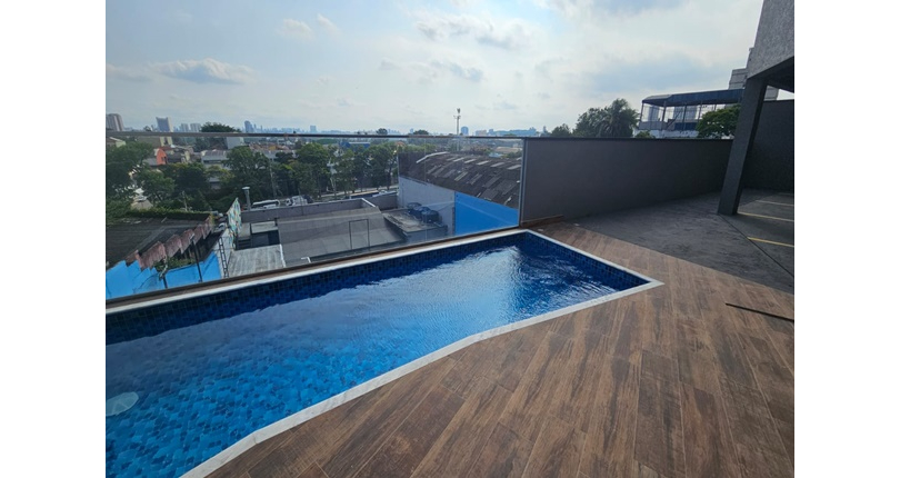 Sobrado novo à venda no Bairro do Parque São Domingos na Rua Doutor Odon Carlos de Figueiredo Ferraz 248, 