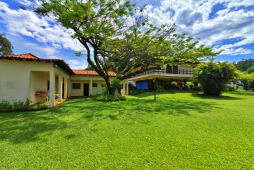 LINDA Casa à venda no Bairro do Chácara Jaraguá na Rua Rio Sapucaia do Sul