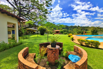 LINDA Casa à venda no Bairro do Chácara Jaraguá na Rua Rio Sapucaia do Sul