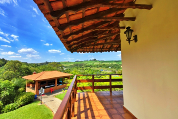 LINDA Casa à venda no Bairro do Chácara Jaraguá na Rua Rio Sapucaia do Sul