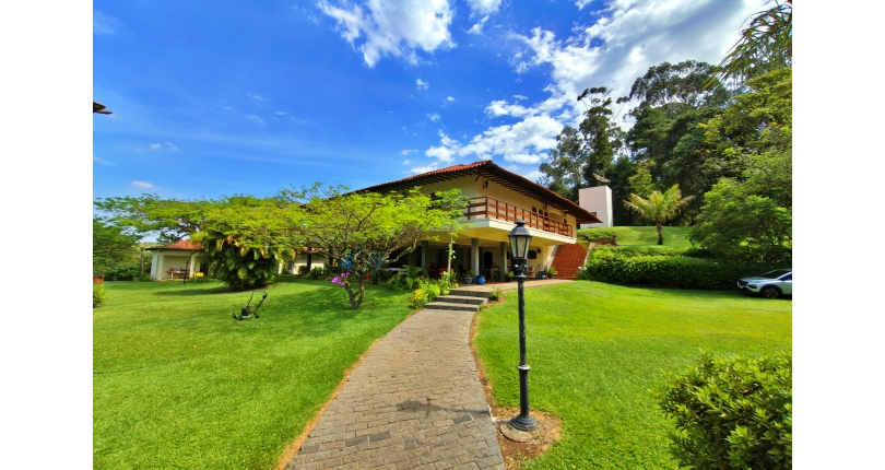 LINDA Casa à venda no Bairro do Chácara Jaraguá na Rua Rio Sapucaia do Sul