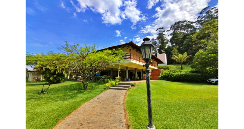 LINDA Casa à venda no Bairro do Chácara Jaraguá na Rua Rio Sapucaia do Sul