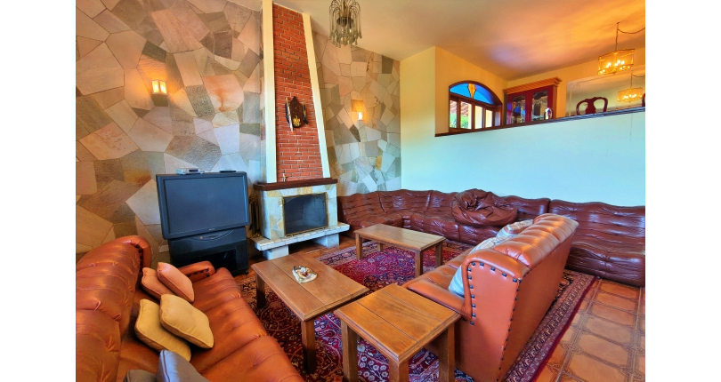 LINDA Casa à venda no Bairro do Chácara Jaraguá na Rua Rio Sapucaia do Sul