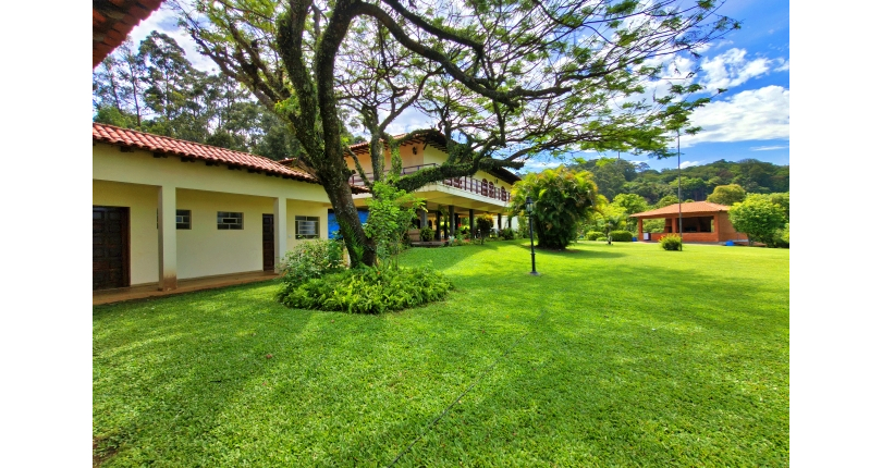 LINDA Casa à venda no Bairro do Chácara Jaraguá na Rua Rio Sapucaia do Sul