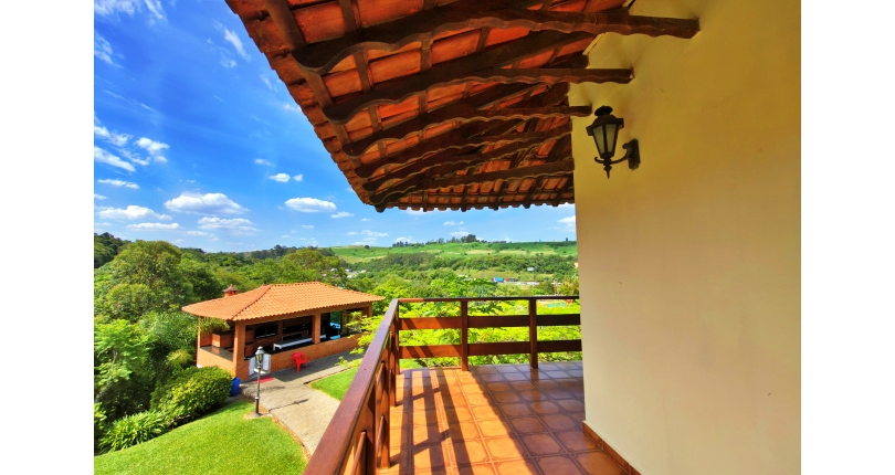 LINDA Casa à venda no Bairro do Chácara Jaraguá na Rua Rio Sapucaia do Sul
