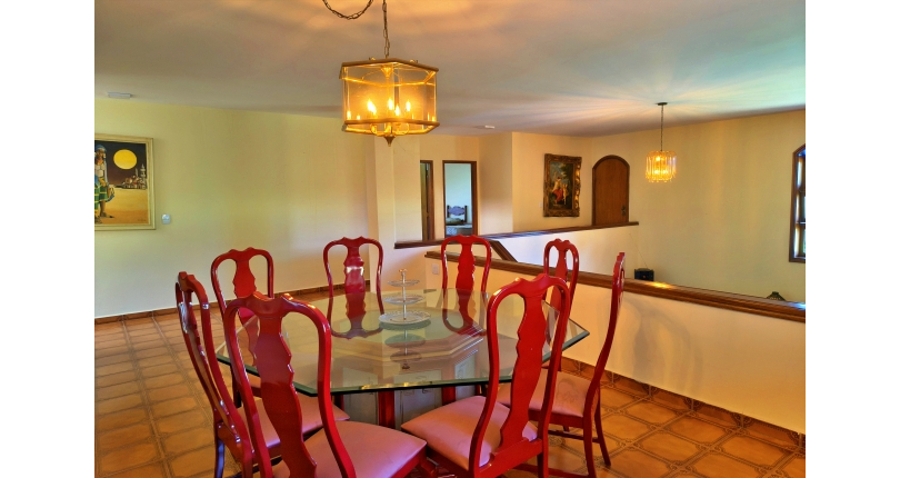 LINDA Casa à venda no Bairro do Chácara Jaraguá na Rua Rio Sapucaia do Sul