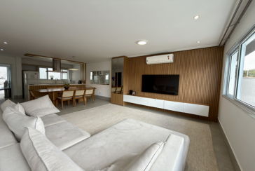 Sobrado semi novo à venda no Bairro do Parque São Domingos na Rua Antônio Carlos Pereira