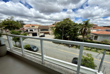 Sobrado semi novo à venda no Bairro do Parque São Domingos na Rua Antônio Carlos Pereira