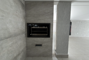 Sobrado semi novo à venda no Bairro do Parque São Domingos na Rua Antônio Carlos Pereira