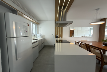 Sobrado semi novo à venda no Bairro do Parque São Domingos na Rua Antônio Carlos Pereira