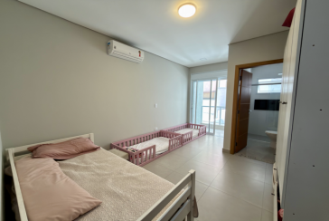 Sobrado semi novo à venda no Bairro do Parque São Domingos na Rua Antônio Carlos Pereira