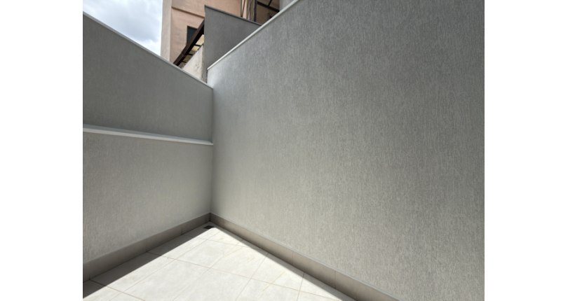 Sobrado semi novo à venda no Bairro do Parque São Domingos na Rua Antônio Carlos Pereira