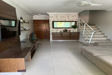  Sobrado à venda no Bairro da Vila Piauí na Rua Jacques Pilon