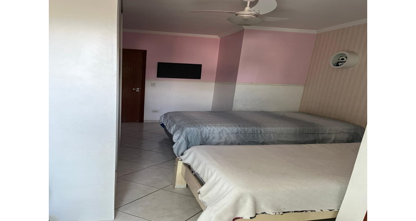  Sobrado à venda no Bairro da Vila Piauí na Rua Jacques Pilon